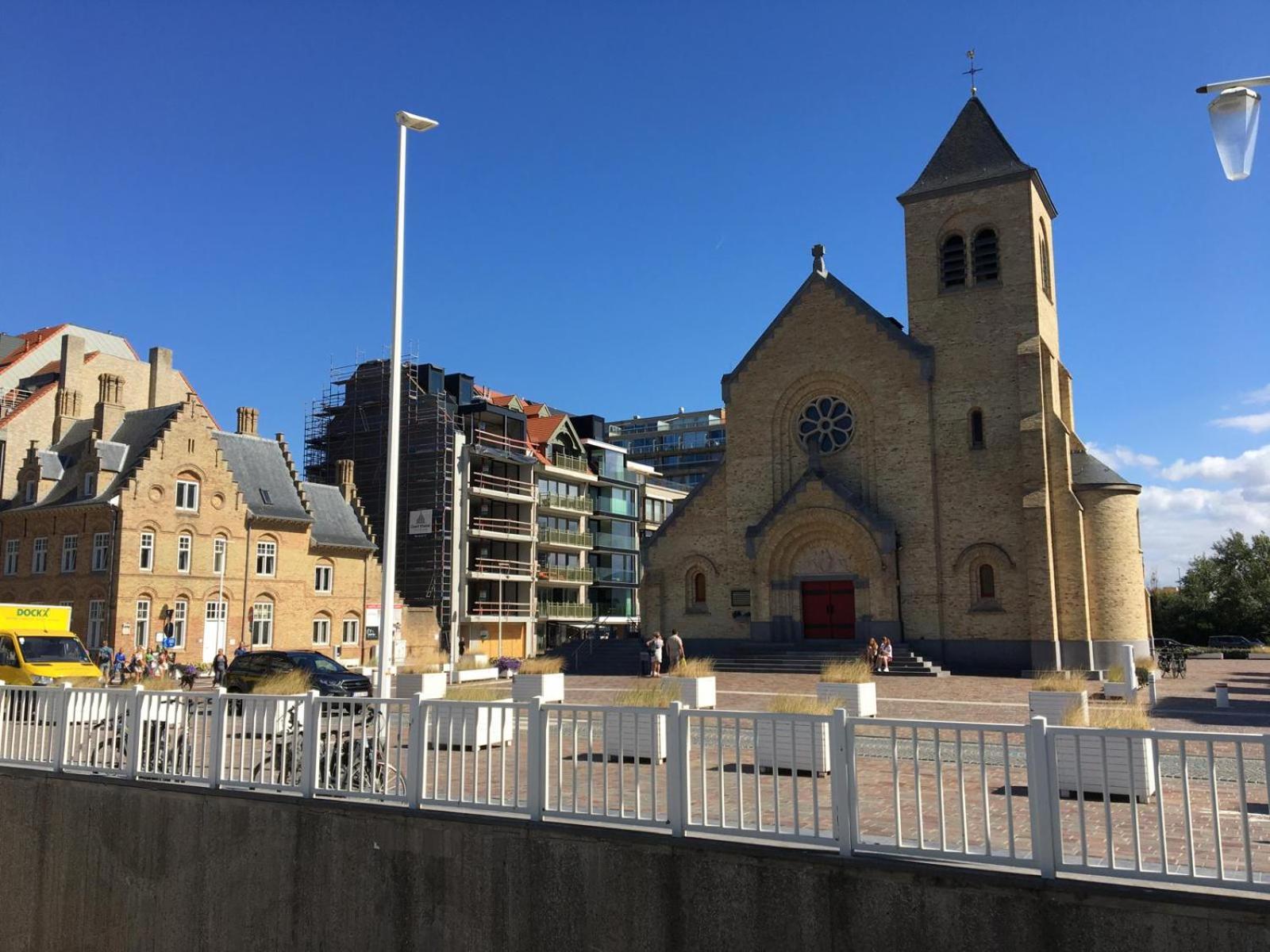 Tantor Nostalgie Lejlighed Nieuwpoort Eksteriør billede